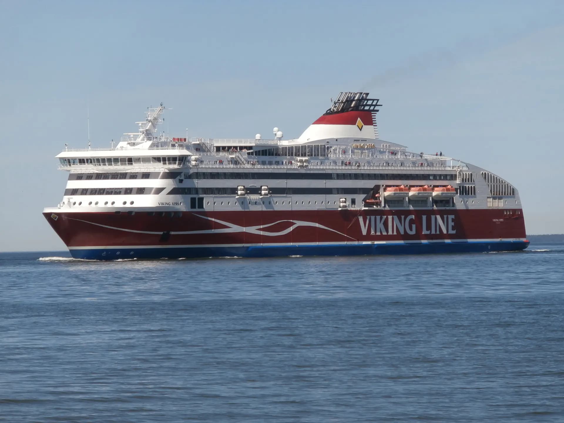 VIKING XPRS, ro-ro or passenger ship (IMO 9375654)