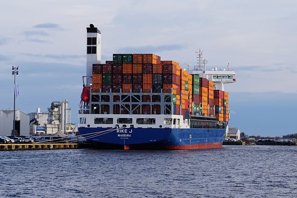 RIKE J (IMO 1043322)