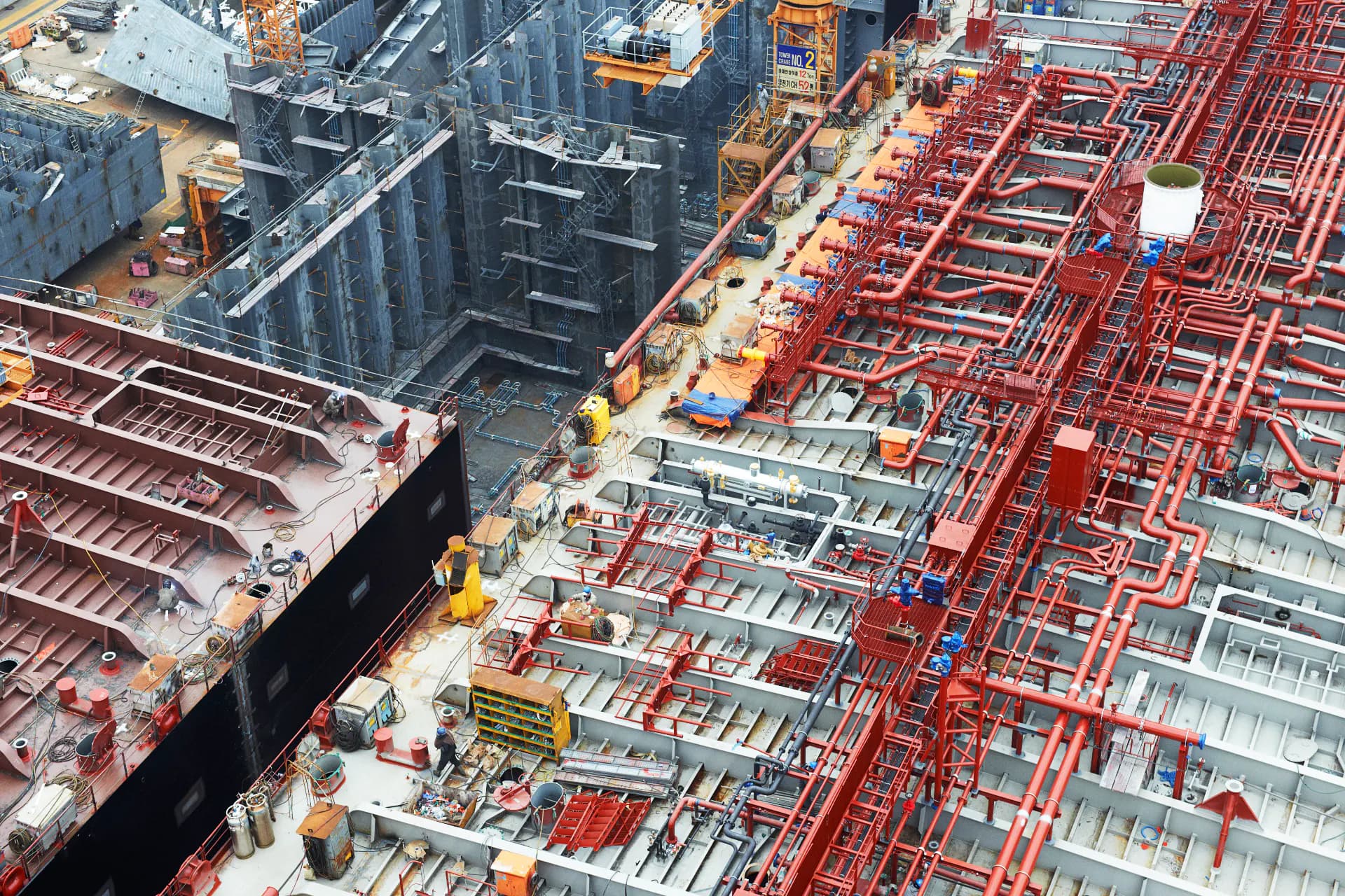 Modec bags work on Mozambique's next FLNG development