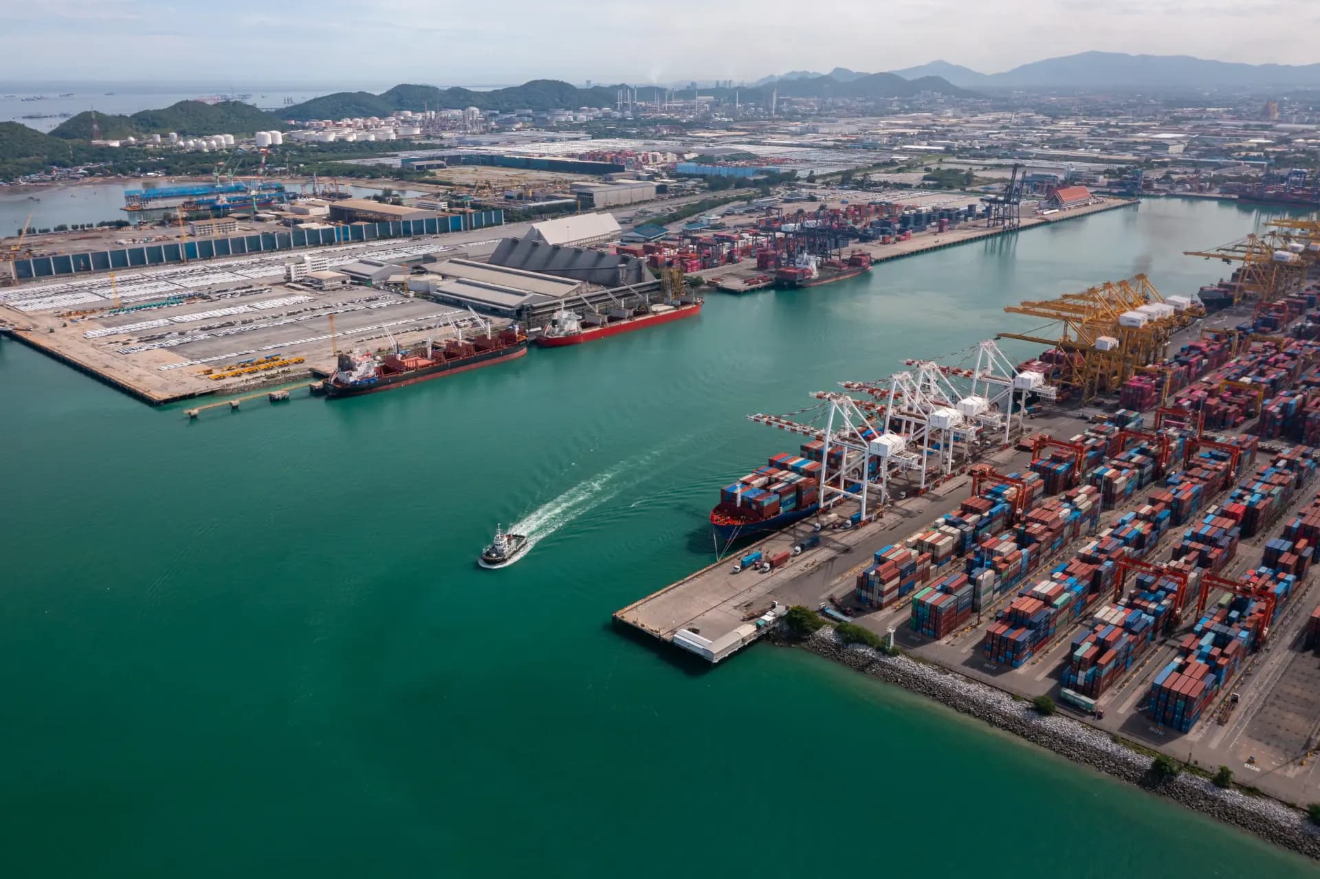 Container ship entering a congested container port