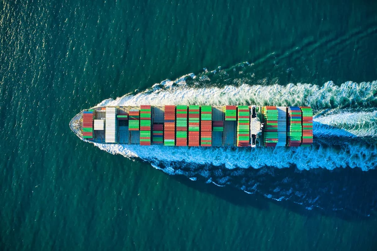 Small feeder container ship