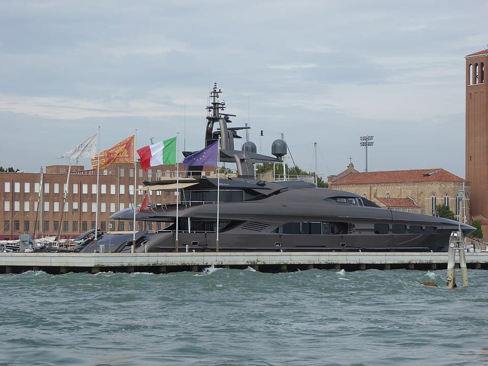 ZAMANI (IMO 1009869)