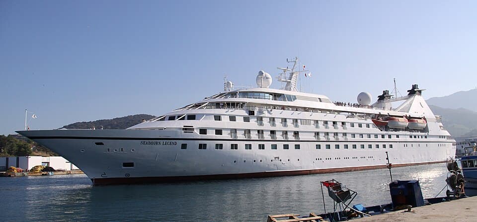 STAR LEGEND (IMO 9008598)