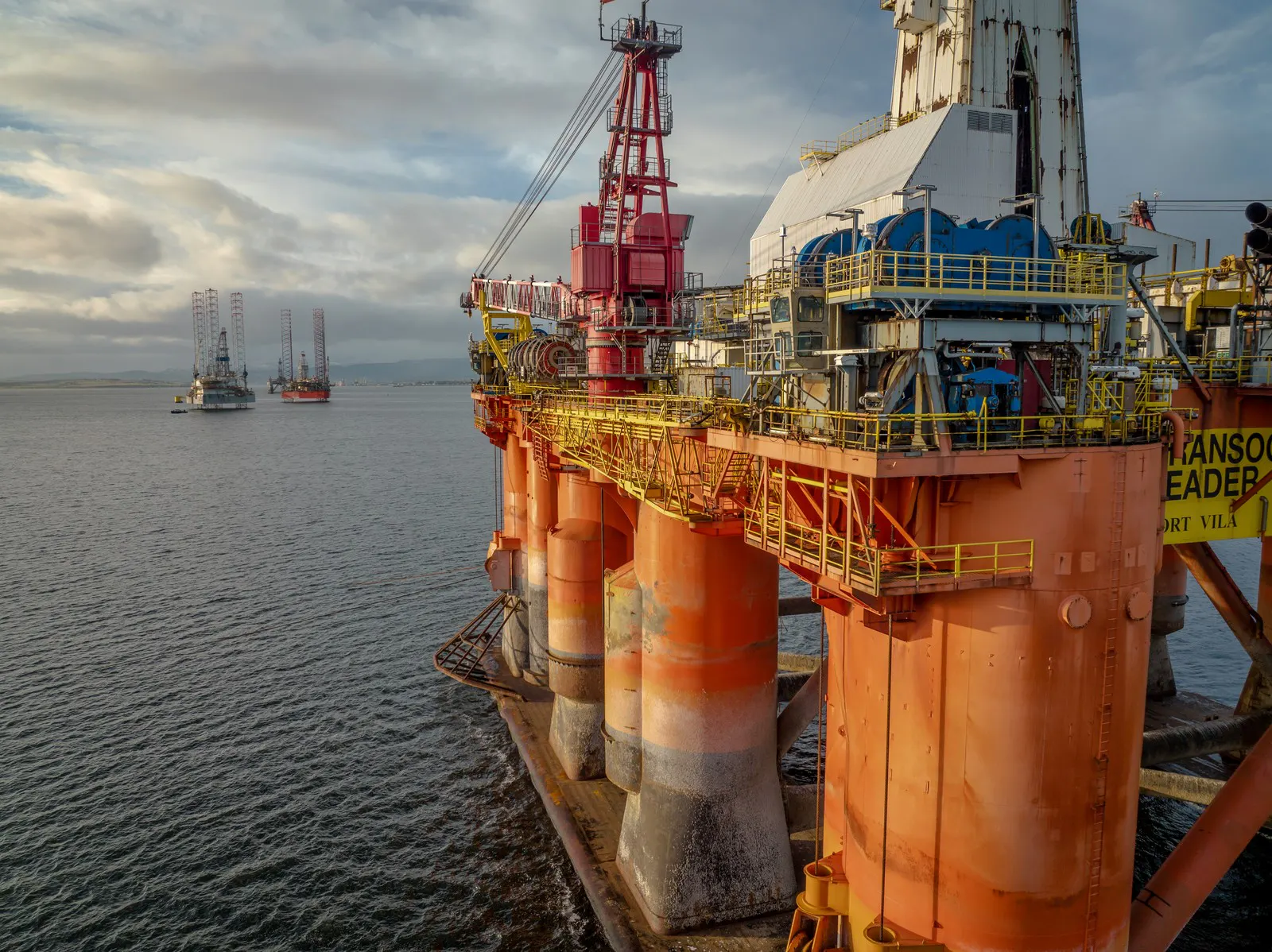 Offshore drilling rigs at anchor
