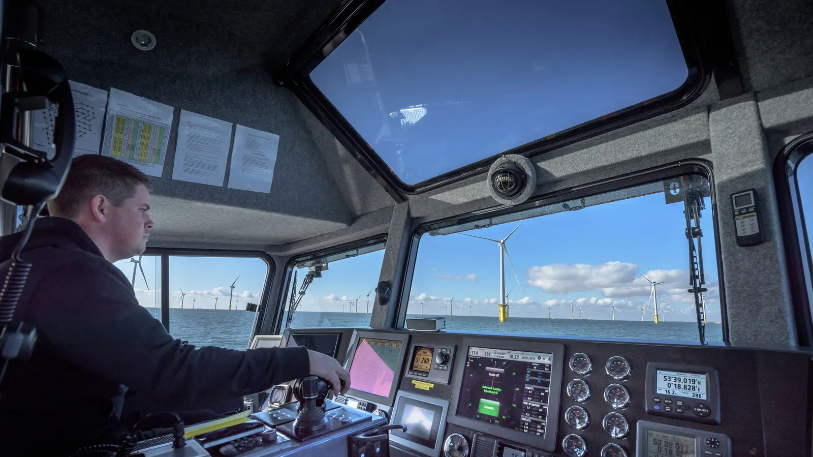 Semi-Submersible Carries Giant Monopiles From Bilbao To Teesside